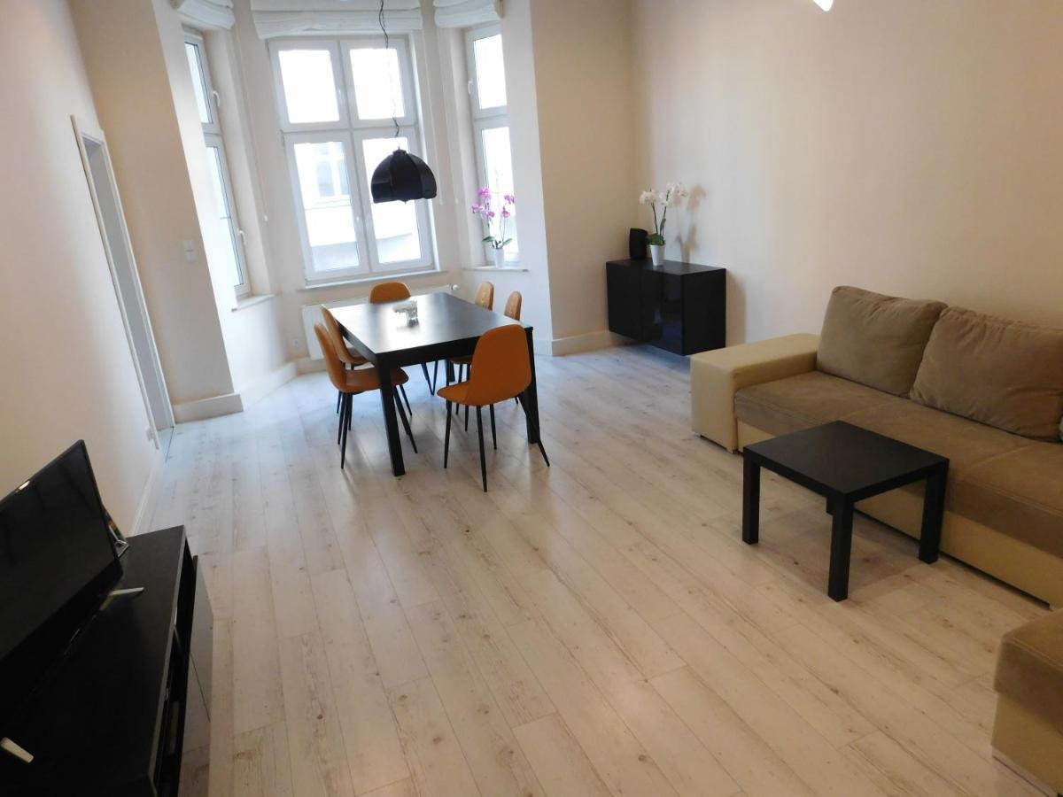 Lägenhet Sopocki Apartament *
